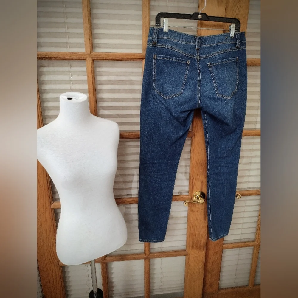 Brand New CAbi Size 8 Ruby Skinny Stretch Jeans Style 750 Inseam 30" - Picture 2 of 13